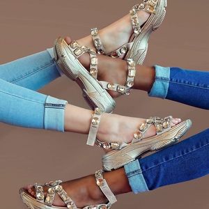 Size 10 💎Embellished Diamond Flatform